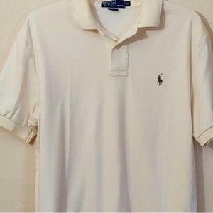 🏇Polo Ralph Lauren. Mastodon Ivory colour. Medium. Soft 100% Cotton. Very nice.